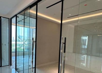 Hinged glass shower door detail