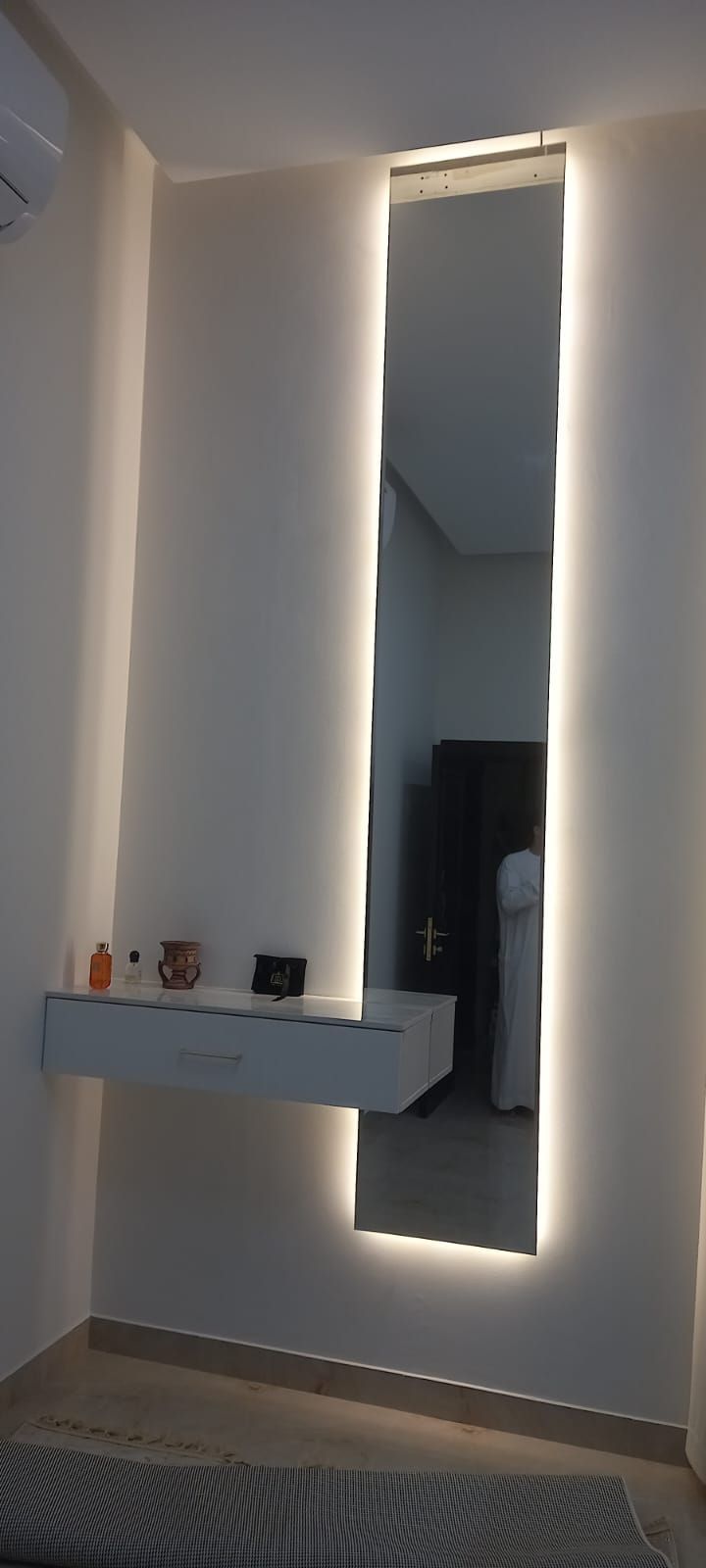 Backlit LED mirror & console by Pillarstone in the UAE
